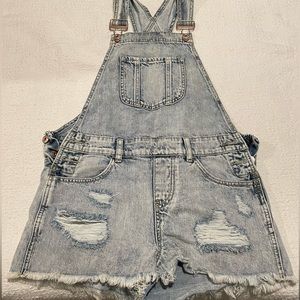 Denim Distressed overall shorts.